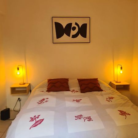 Appartement Intra Muros Avec Cour Privee 亞維農 外观 照片