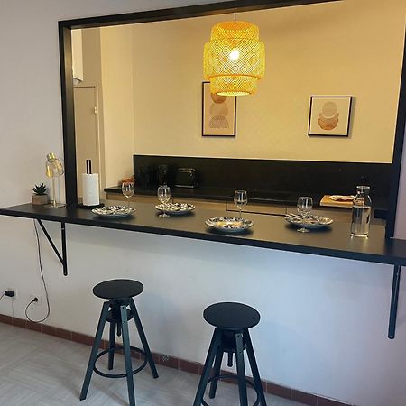 Appartement Intra Muros Avec Cour Privee 亞維農 外观 照片