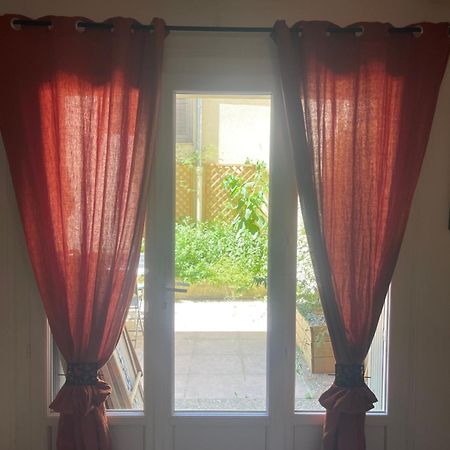 Appartement Intra Muros Avec Cour Privee 亞維農 外观 照片