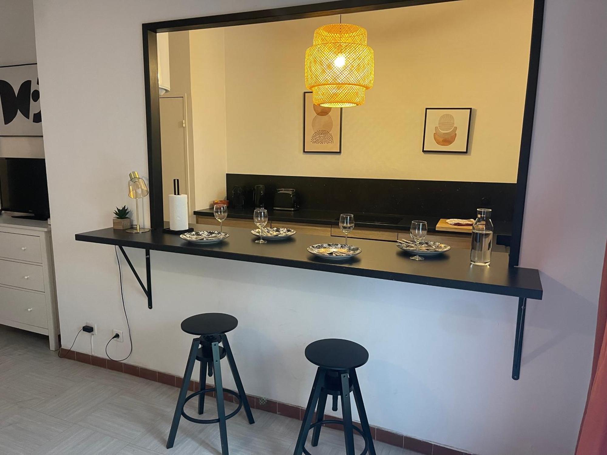 Appartement Intra Muros Avec Cour Privee 亞維農 外观 照片